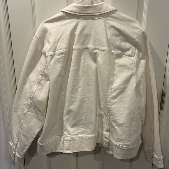 Lane Bryant White Denim Jacket Size 24 - Picture 2 of 4
